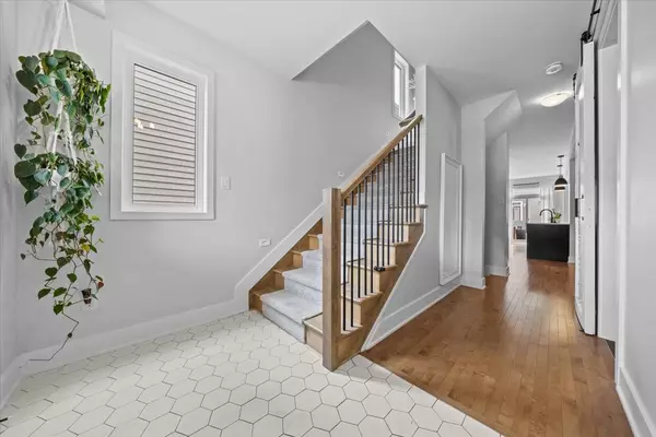 Stittsville - Munster - Richmond, ON K0A 2Z0,1025 Keeper HTS