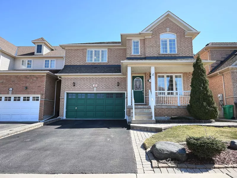 32 Bluewater CRES, Brampton, ON L7A 2H1