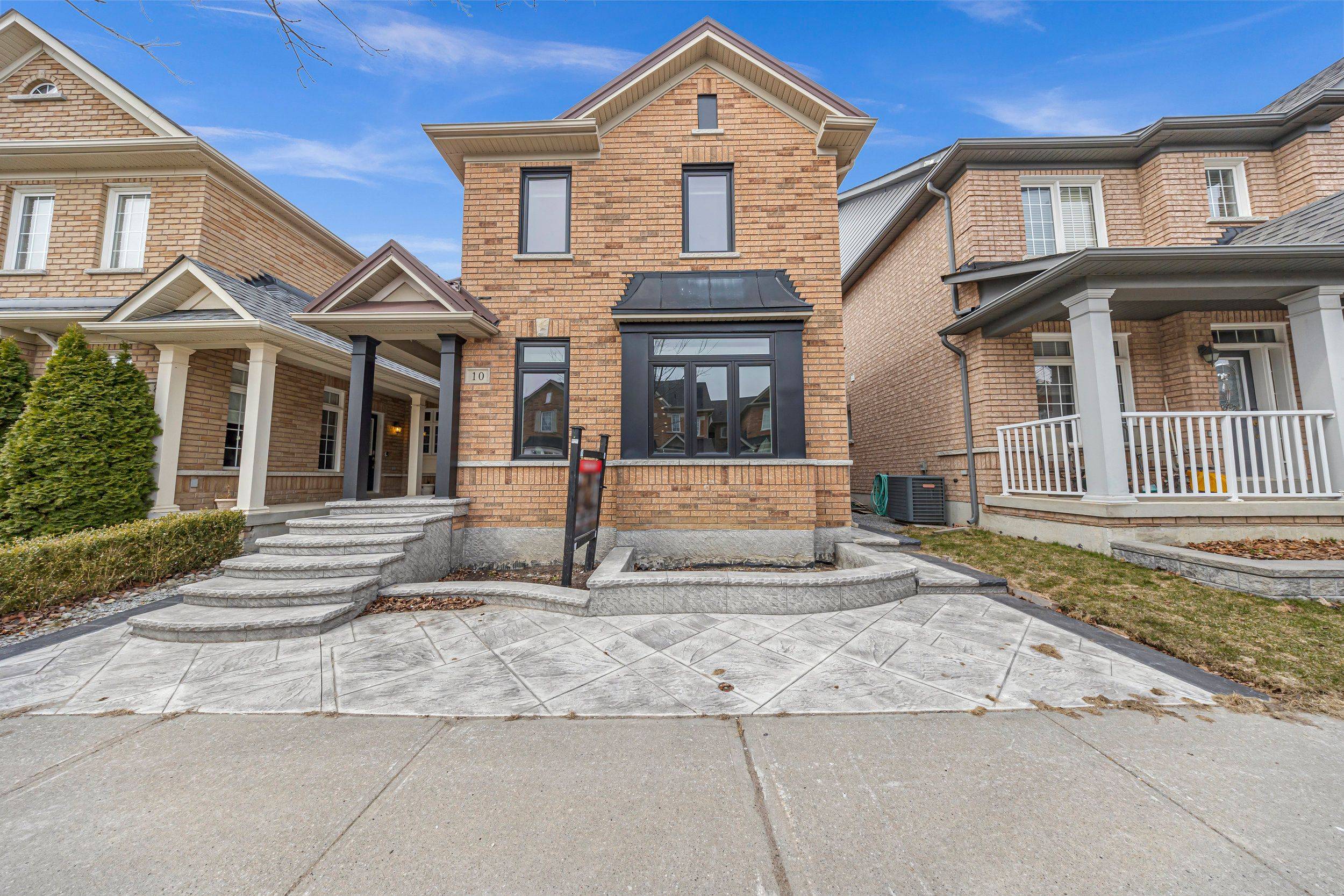 Markham, ON L6B 0K5,10 Snowcreek ST