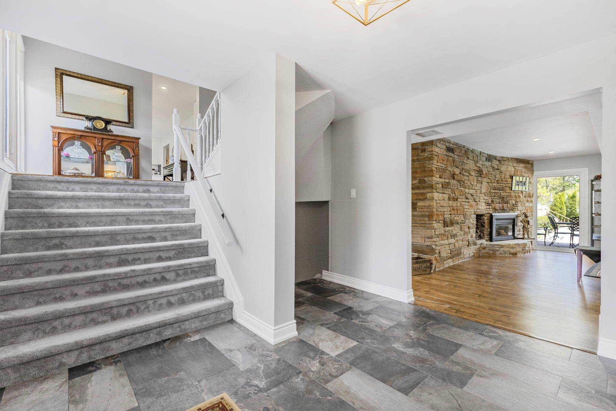 Wasaga Beach, ON L9Z 1P9,83 Frederick DR