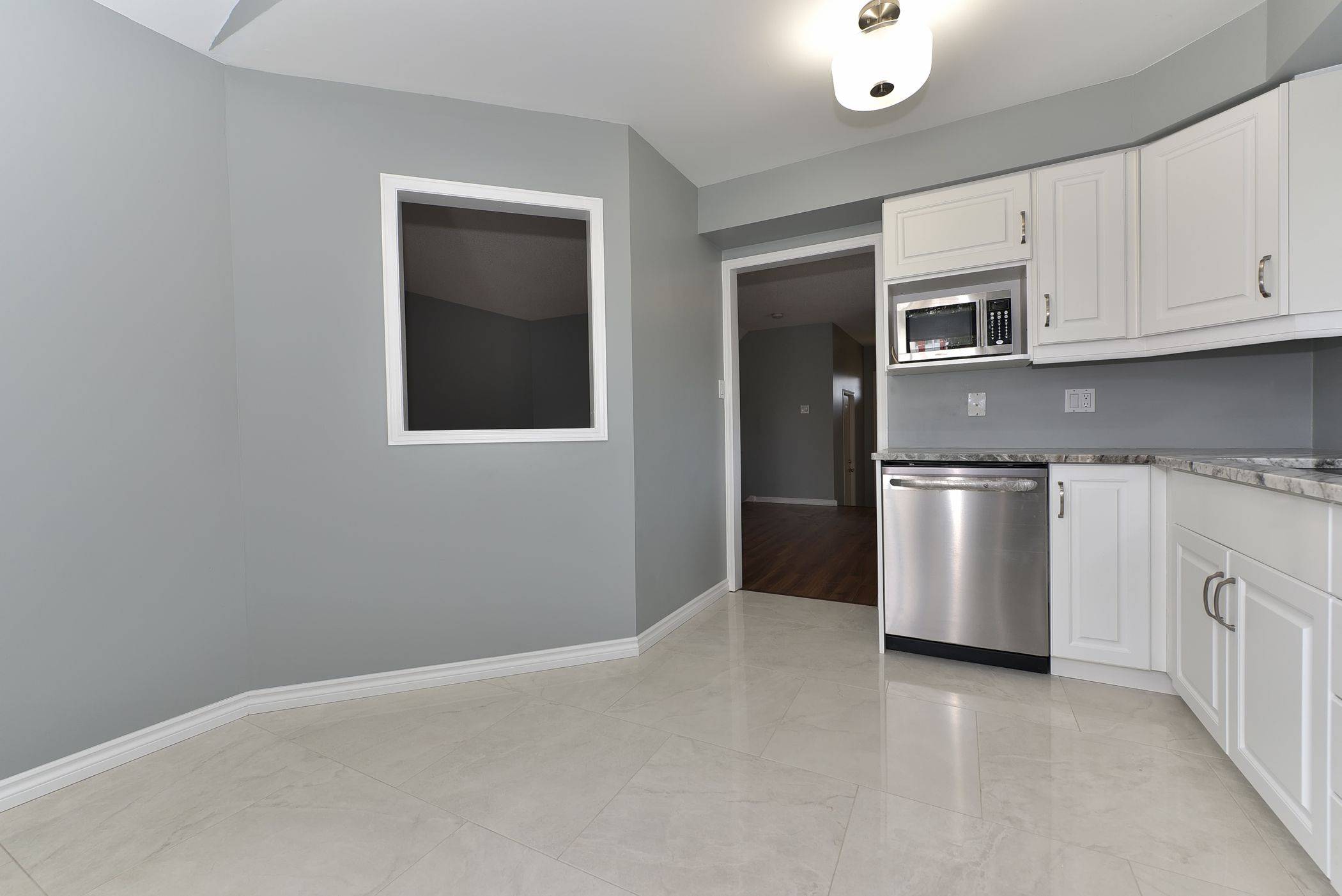 London North, ON N5X 4C9,185 North Centre RD #9
