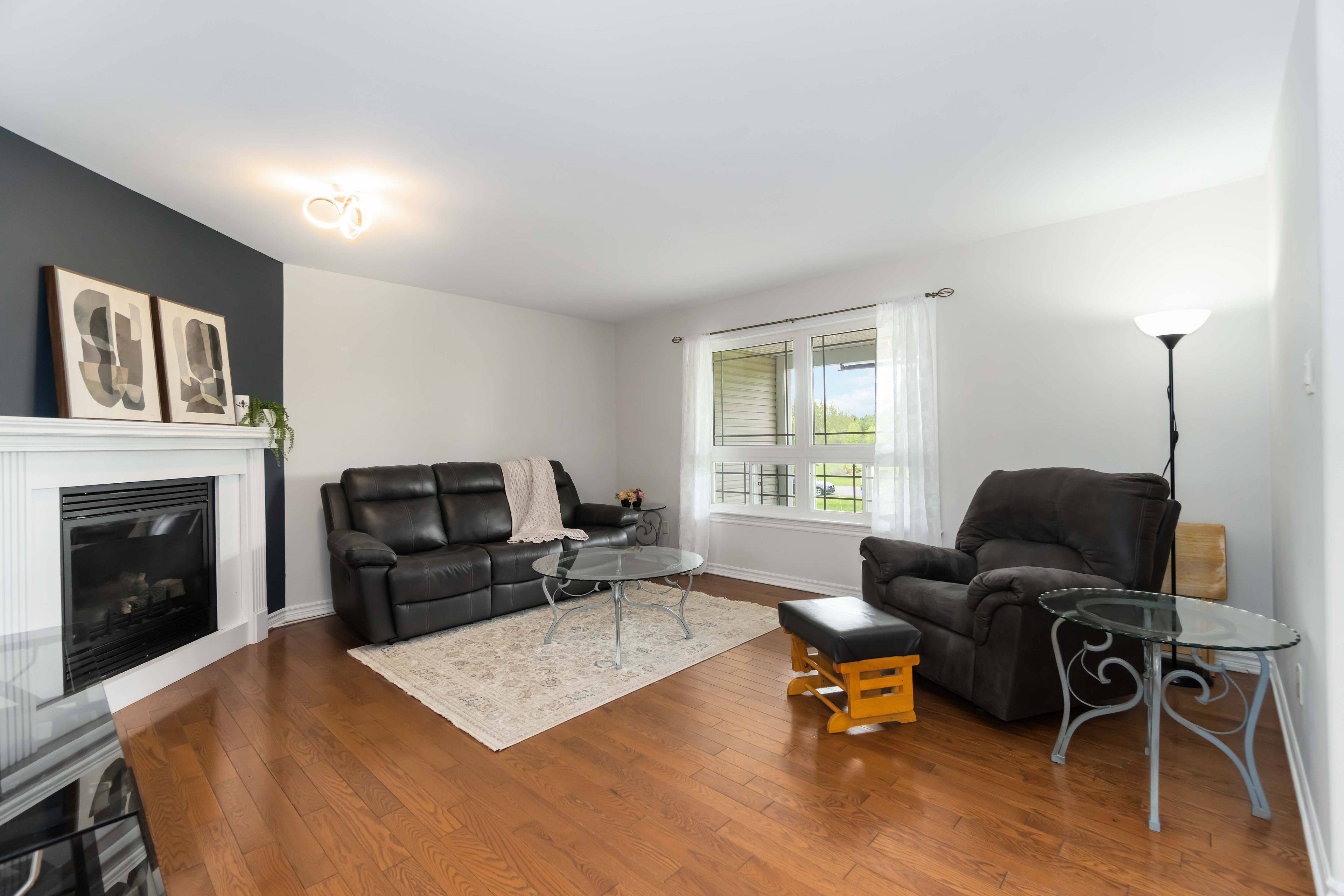 Manotick - Kars - Rideau Twp And Area, ON K0G 1J0,7713 Fairhurst DR