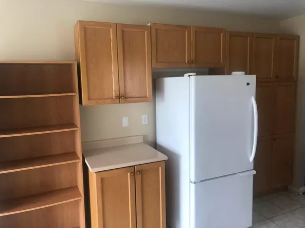 Barrie, ON L4M 6Y2,260 STANLEY ST