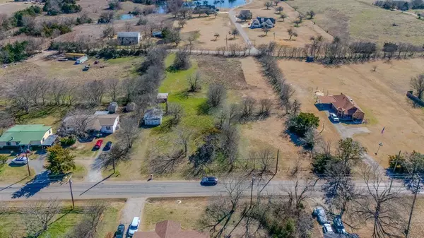 Gunter, TX 75058,517 E College Street