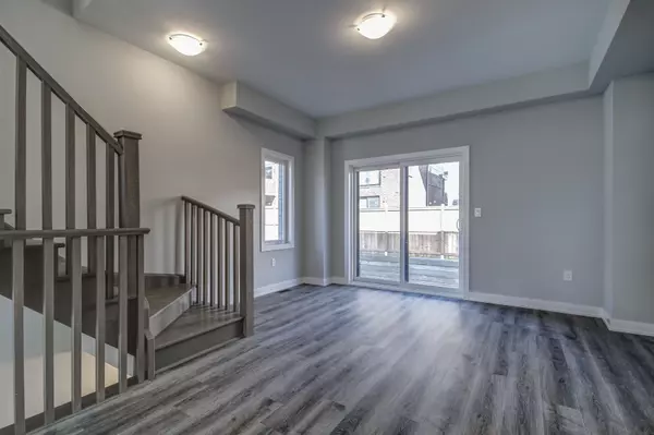 Hamilton, ON L9G 3K9,527 Shaver RD #13