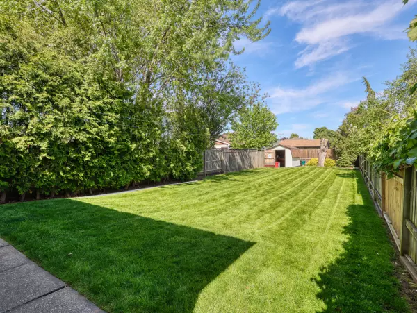 Lincoln, ON L0R 1B0,4395 Ontario ST
