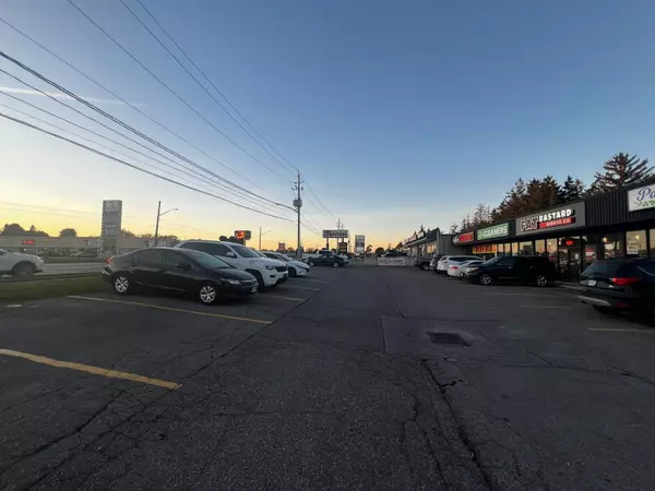 Brantford, ON N3R 5L3,190 King George RD #3