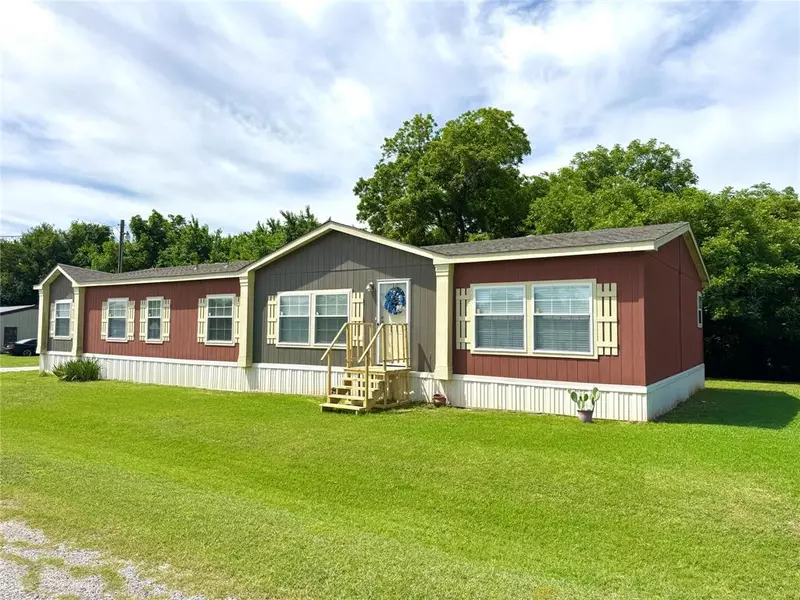 5808 Archery Court, Granbury, TX 76048