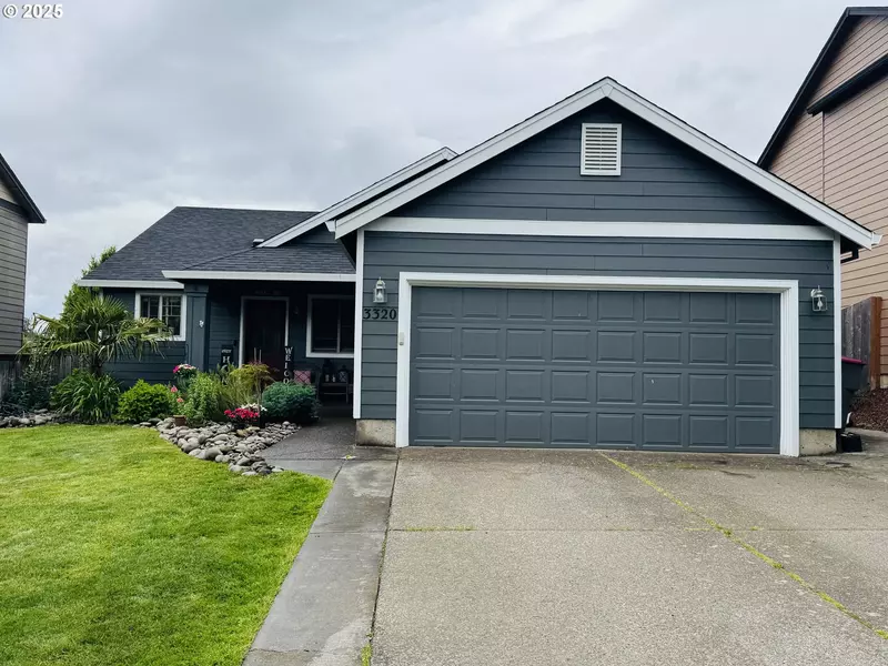3320 DAFFODIL DR, Mc Minnville, OR 97128