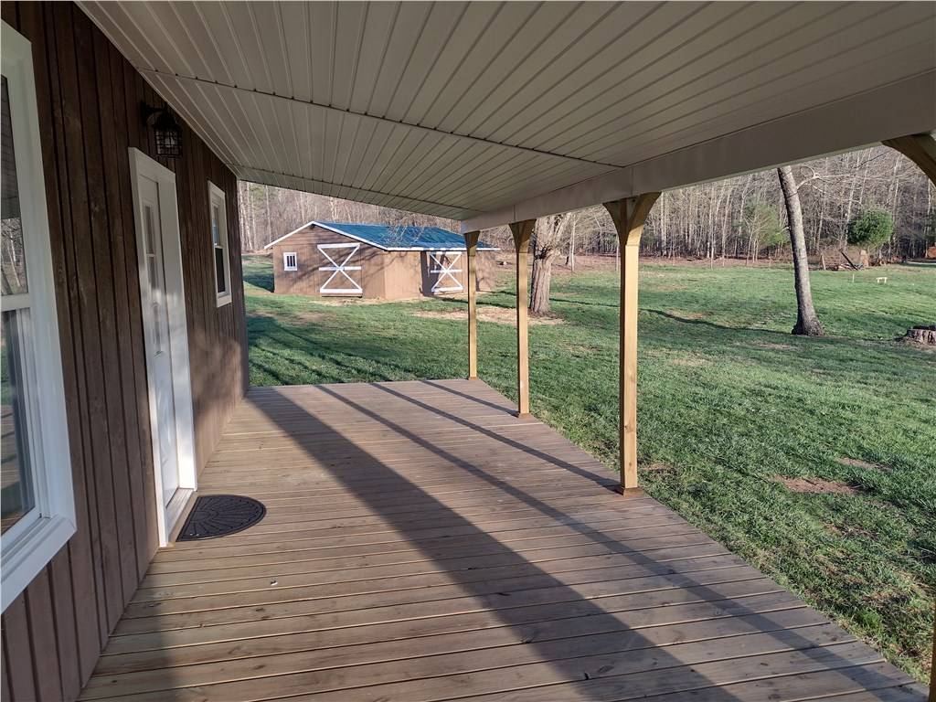 Dugspur, VA 24325,7387 Floyd Pike
