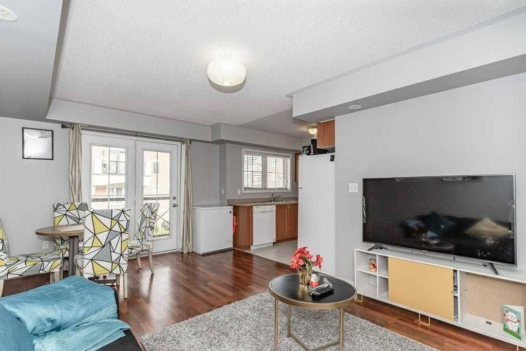 Oakville, ON L6H 0J2,2468 Post RD #20