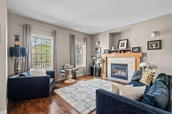 Cochrane, AB T4C 0J4,6 River Heights BLVD