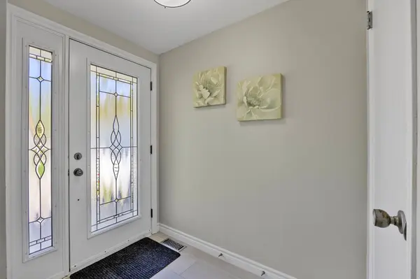 New Tecumseth, ON L0G 1W0,107 Tecumseth Pines DR