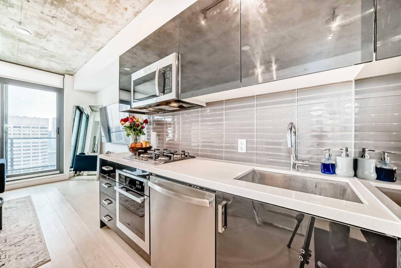 Calgary, AB T2R 1B4,1010 6 ST Southwest #2704