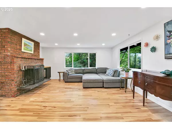 Milwaukie, OR 97267,1235 SE YEW ST