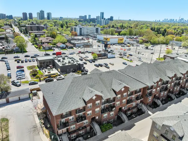 Toronto E04, ON M1L 0E5,25 Strangford LN #103