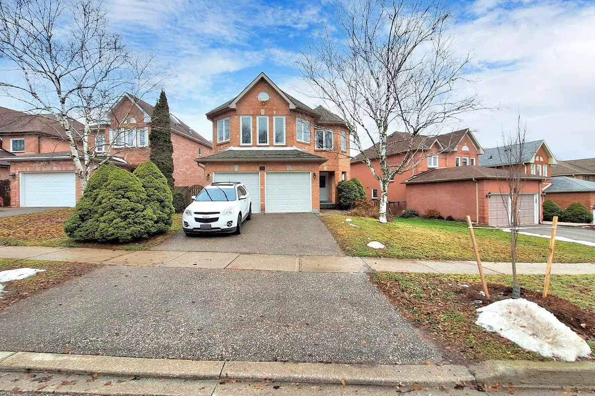 Aurora, ON L4G 6P1,43 Chiswick CRES