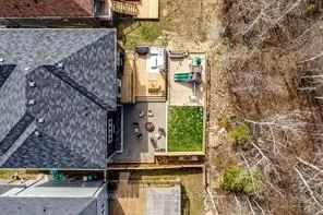 Clearview, ON L0M 1S0,215 Roy DR