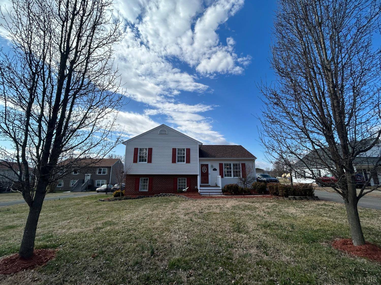 Lynchburg, VA 24502,262 Mary Ann DR
