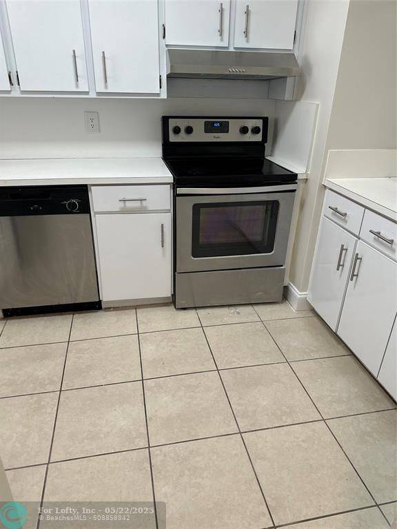Deerfield Beach, FL 33064,941 CRYSTAL LAKE DR #201