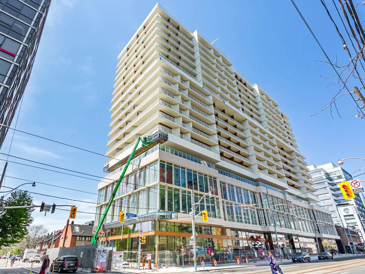 Toronto C01, ON M5V 0W8,88 Bathurst ST #3