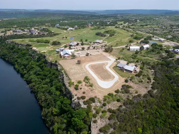 81607 Clubhouse Drive, Graford, TX 76449