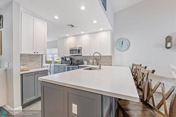 1151 SW 111th Ter,  Davie,  FL 33324