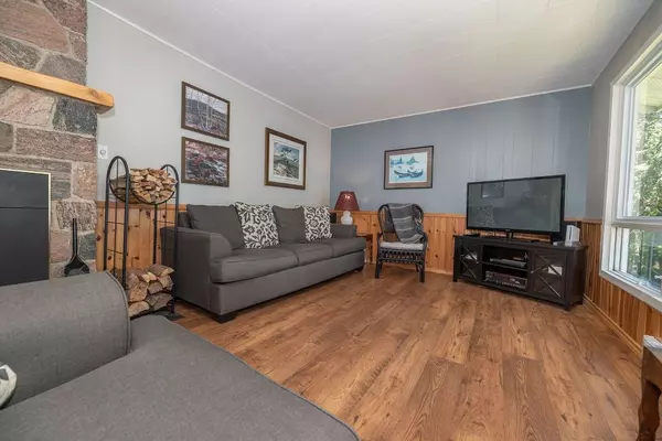 Hastings Highlands, ON K0J 1B0,1650B River RD