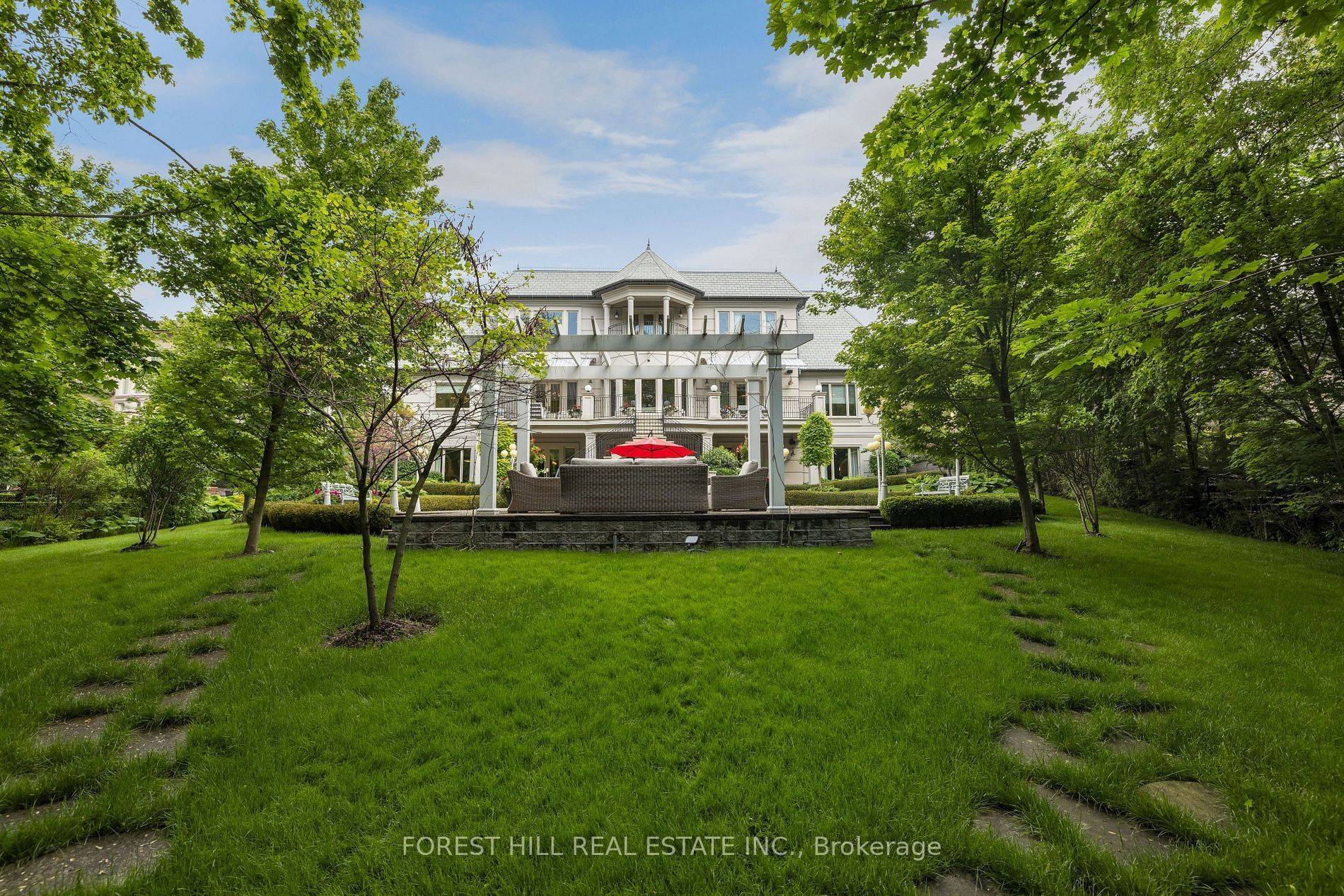 Toronto C12, ON M2L 2K7,101 Forest Heights BLVD