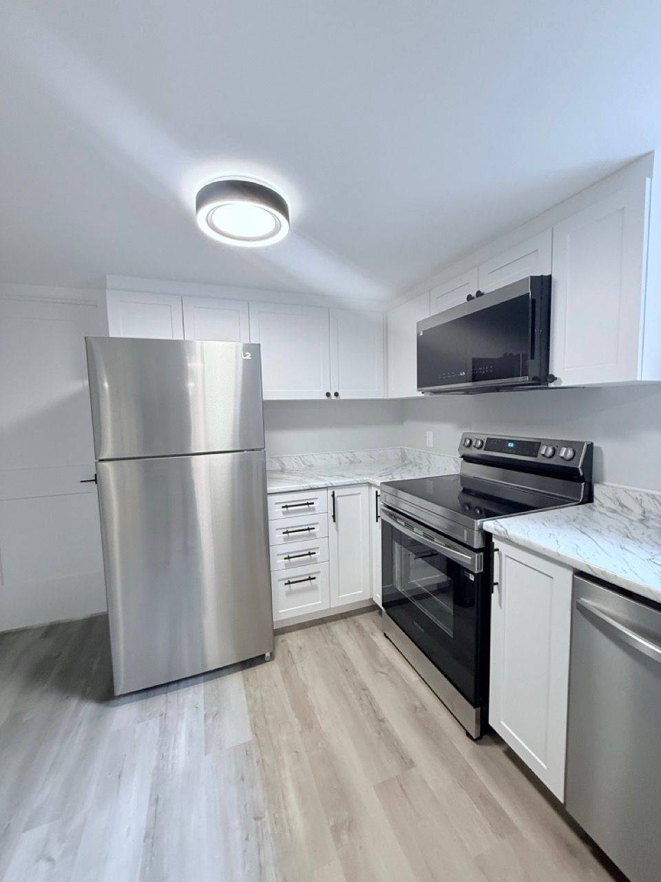Peterborough, ON K9H 6W6,1382 Leighton RD #Lower/2