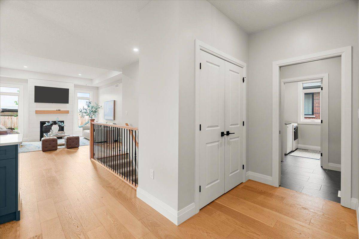 Strathroy-caradoc, ON N7G 0G5,6 Elwood ST