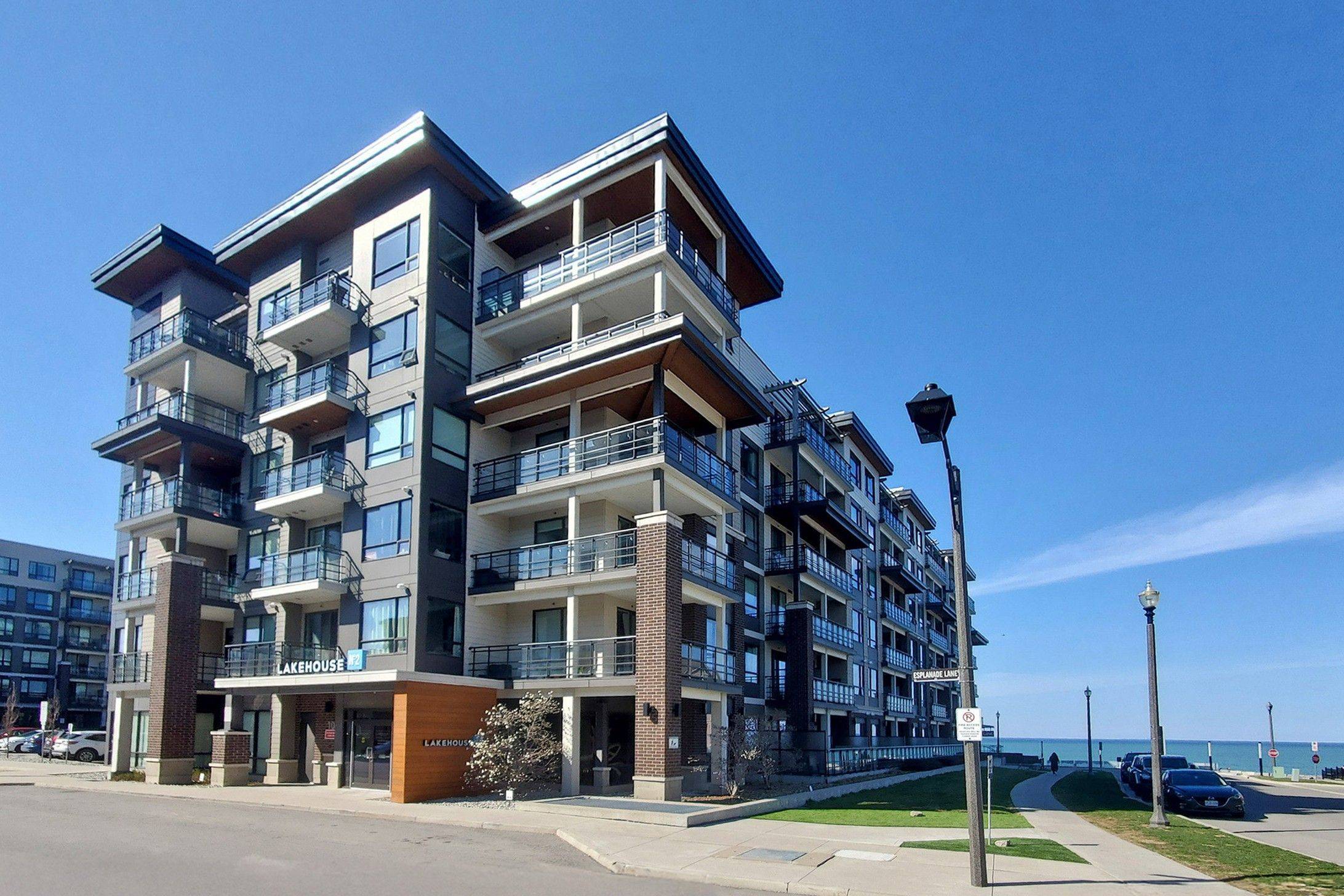 Grimsby, ON L3M 0H1,10 Esplanade LN #616