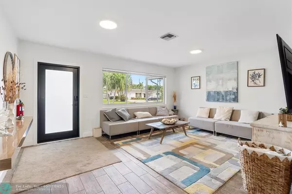 Lighthouse Point, FL 33064,2240 NE 37th St
