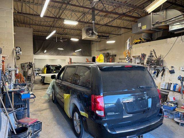 Oshawa, ON L1H 8A7,190 Waterloo ST #9