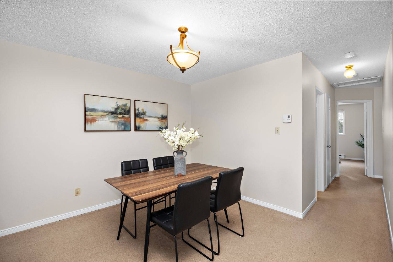 Clarington, ON L1E 1E7,7 Kingsview CT