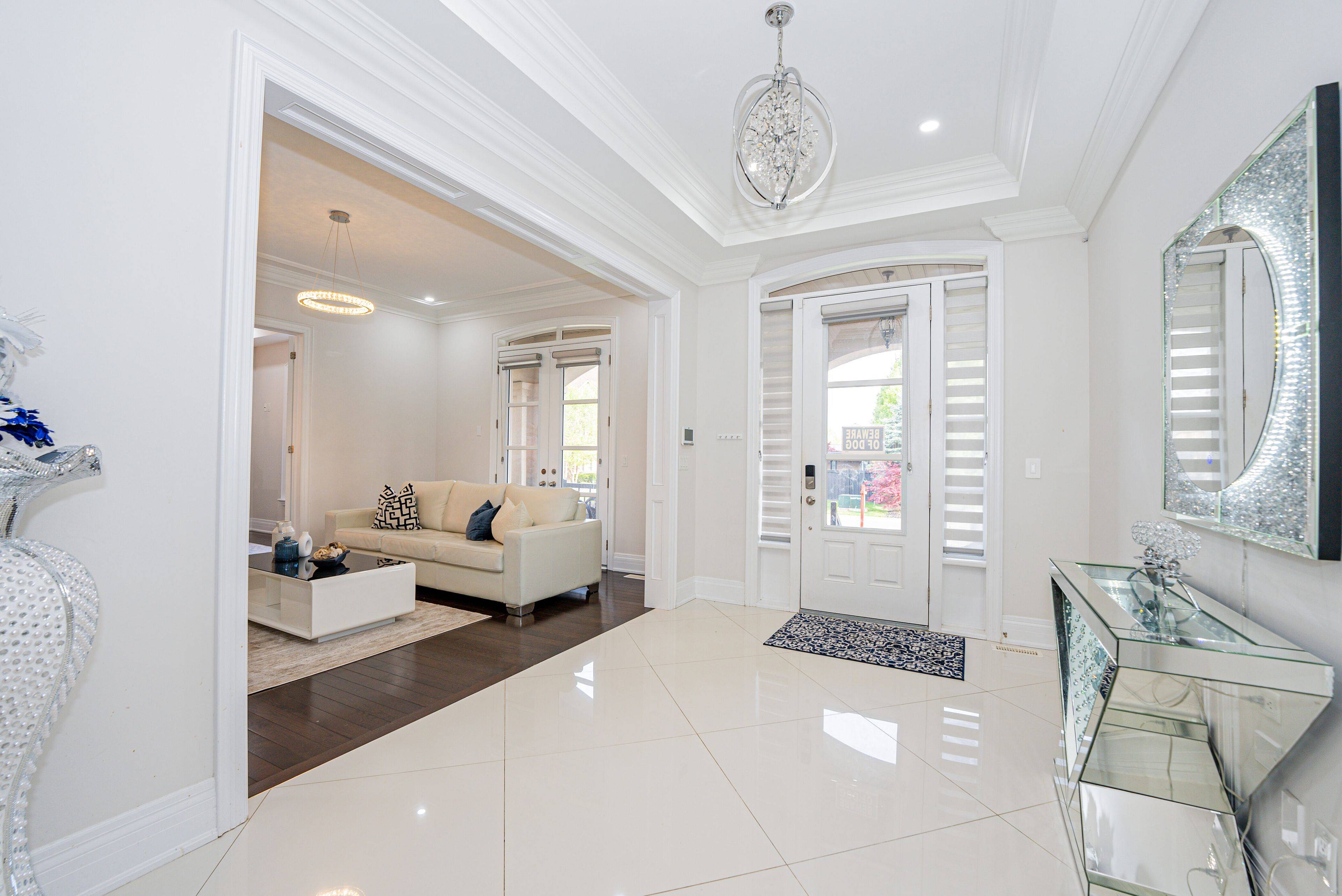Vaughan, ON L4L 3S9,95 Sarracini CRES