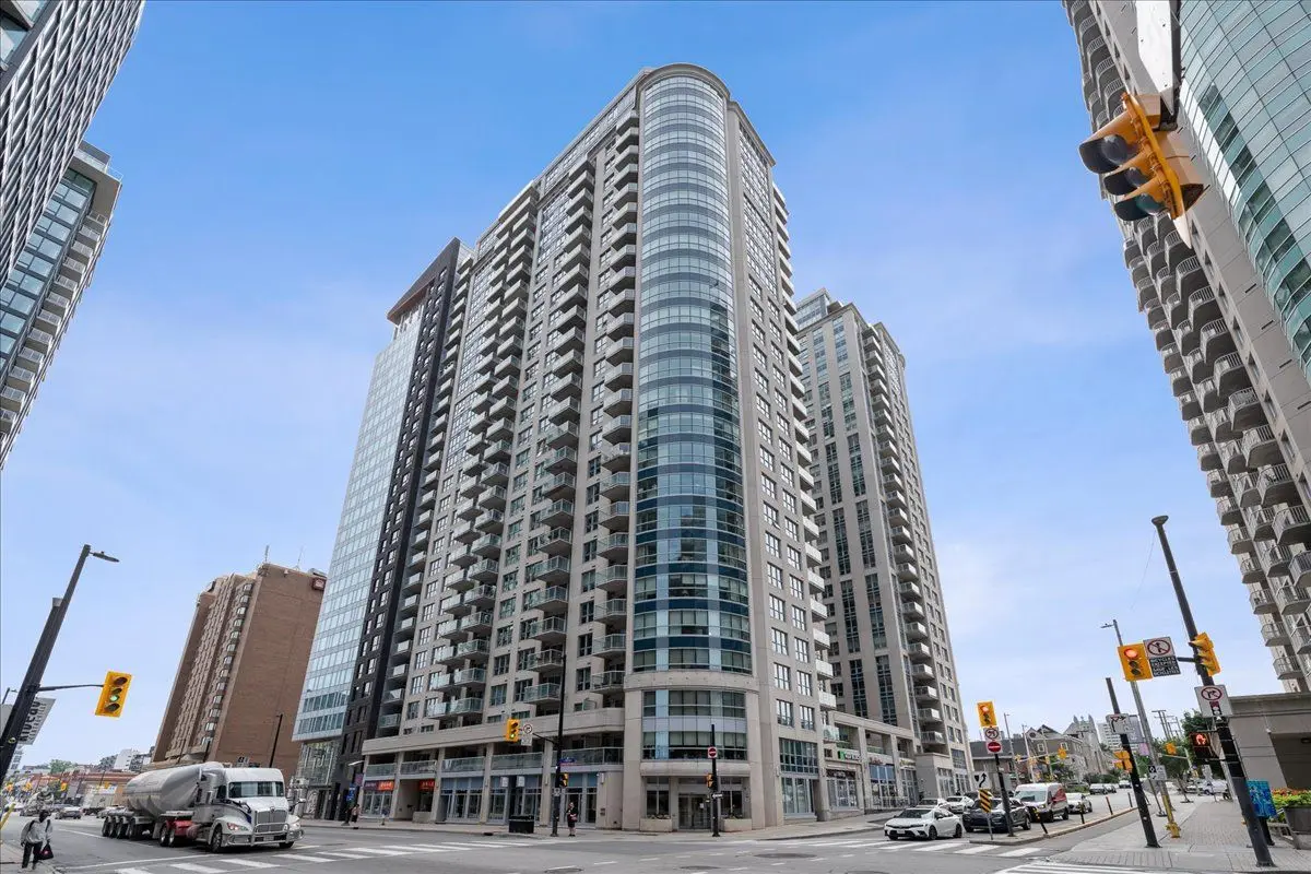 Lower Town - Sandy Hill, ON K1N 0B7,242 RIDEAU ST #405