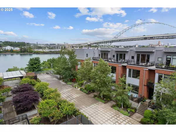 Portland, OR 97209,1746 NW RIVERSCAPE ST