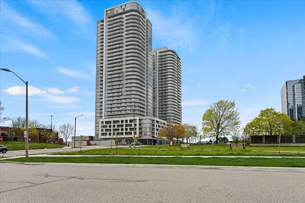 2033 Kennedy RD #1605, Toronto E07, ON M1T 0B9