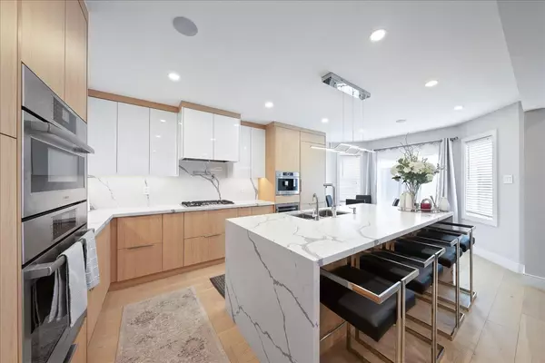 Mississauga, ON L5L 5E8,3326 Dovetail Mews