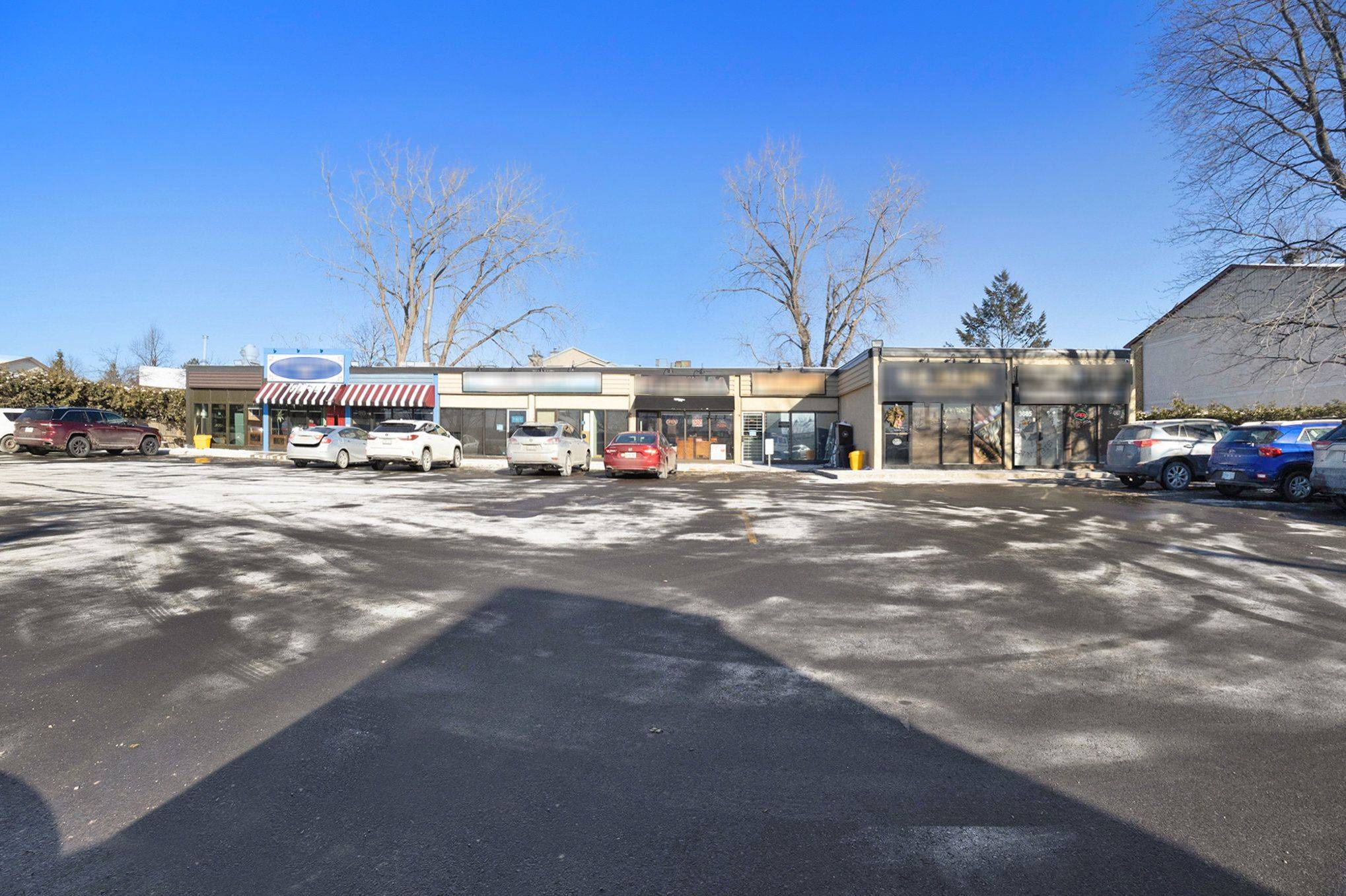 Hunt Club - Windsor Park Village And Area, ON K1V 0K8,3685 Riverside DR