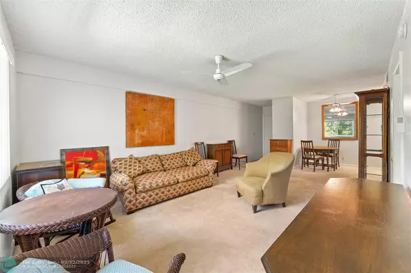 Oakland Park, FL 33311,639 W Oakland Park Blvd #207D