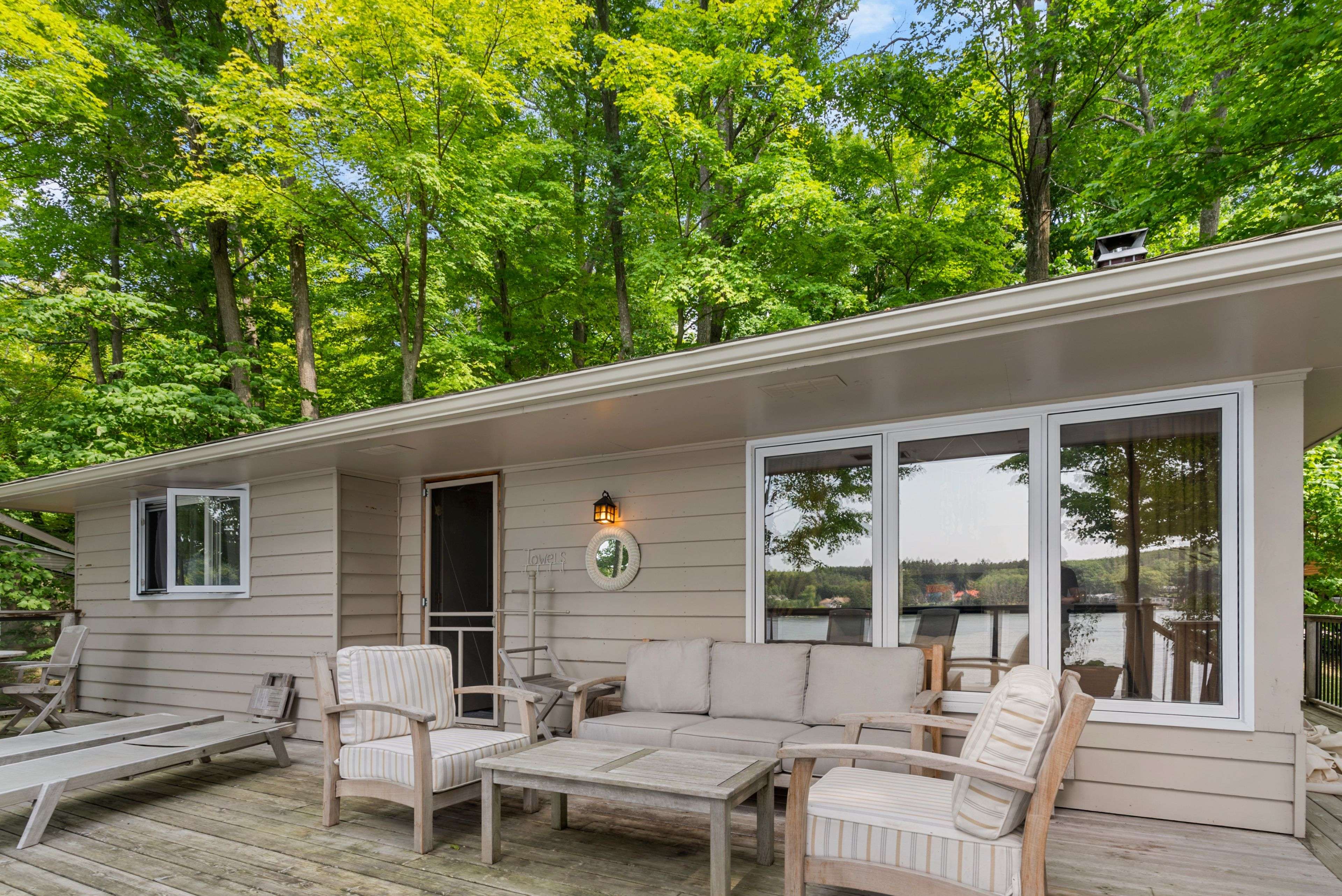 Tiny, ON L9M 0B5,148 Farlain Lake RD E #Cottage