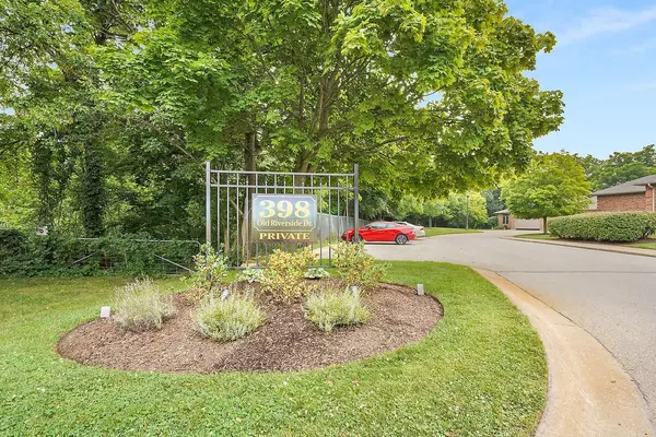 London North, ON N6H 4T3,398 Old Riverside DR #6