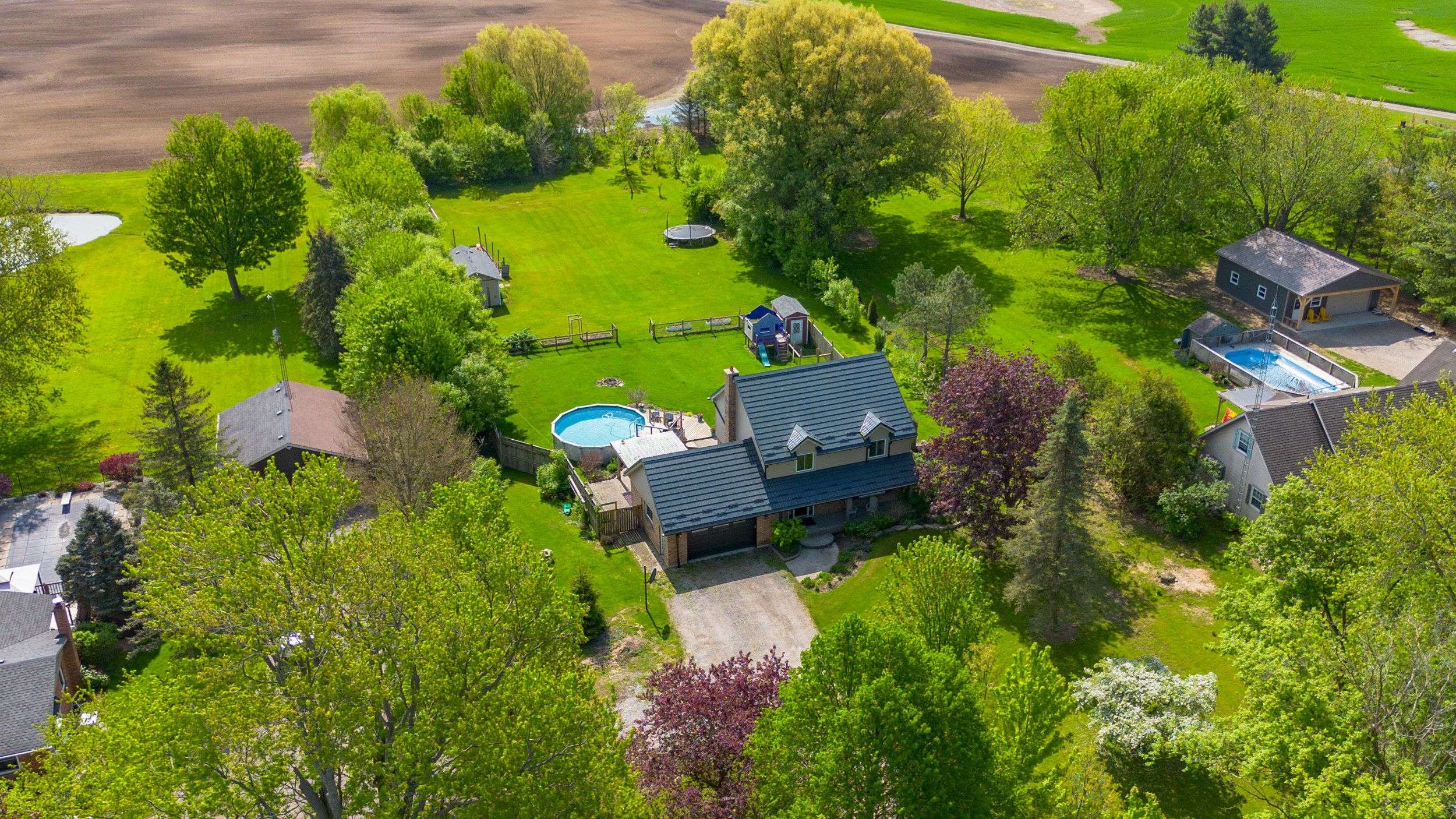 Haldimand, ON N1A 2W1,904 Robinson RD