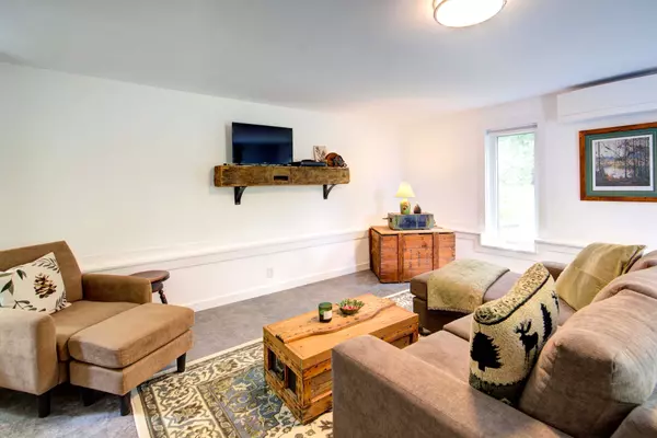 Tay Valley, ON K7H 3C9,1729 BATHURST UPPER 5TH CONCESSION RD