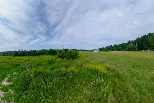 Carp - Huntley Ward, ON K0A 1L0,2004 Old Carp RD