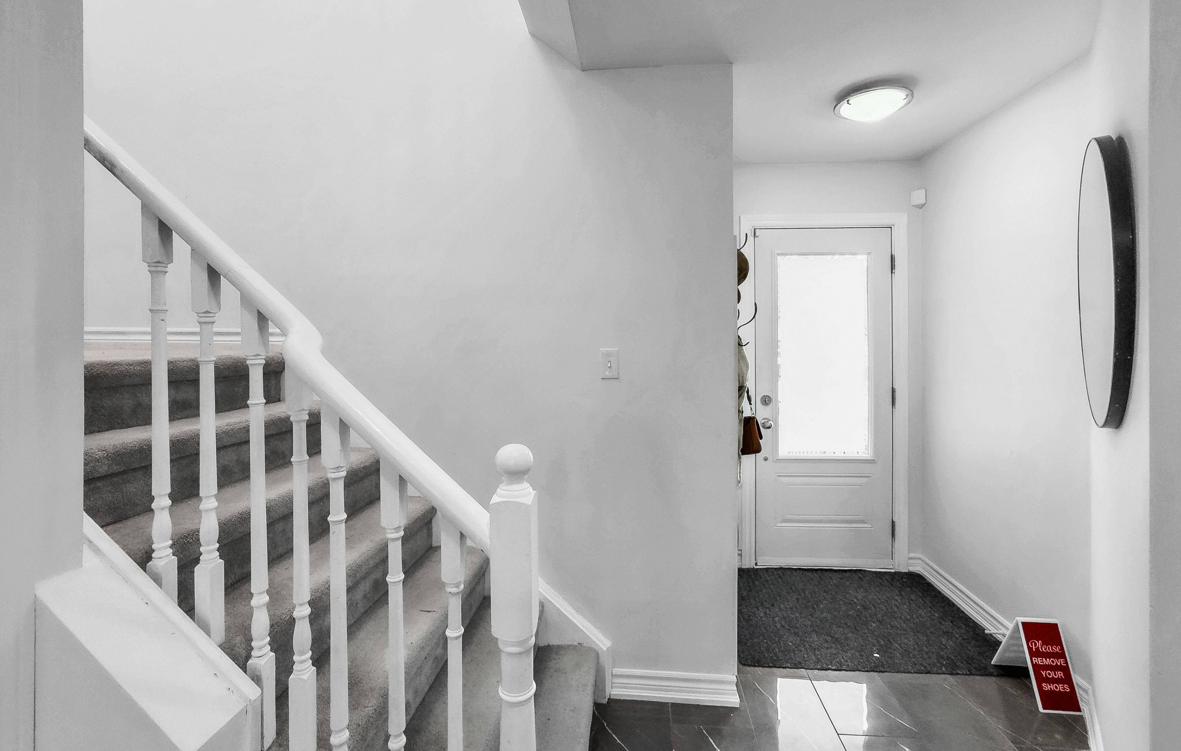 Clarington, ON L1C 5B2,52 Shady Lane CRES