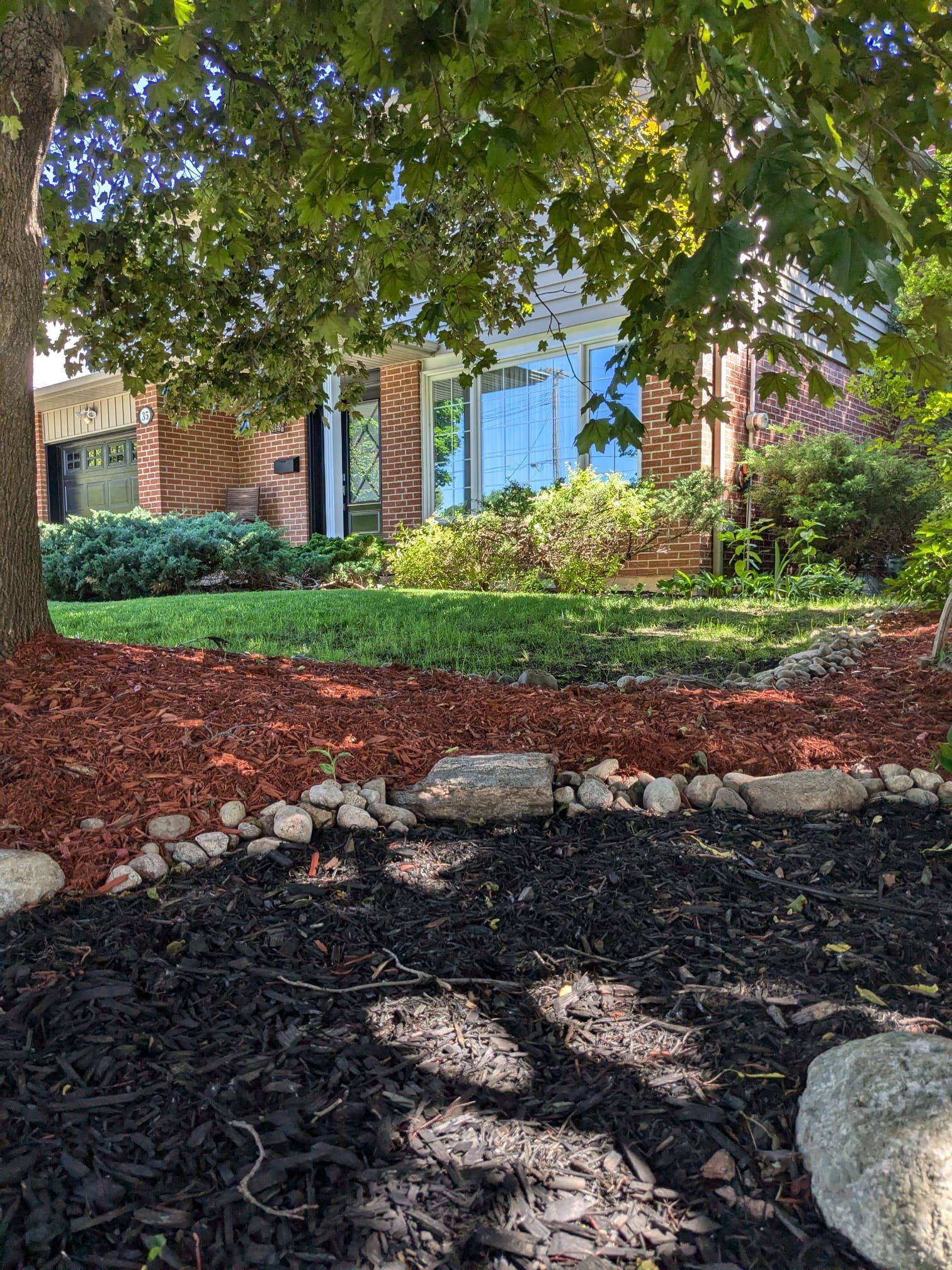 Halton Hills, ON L7G 4N7,35 Metcalfe CT