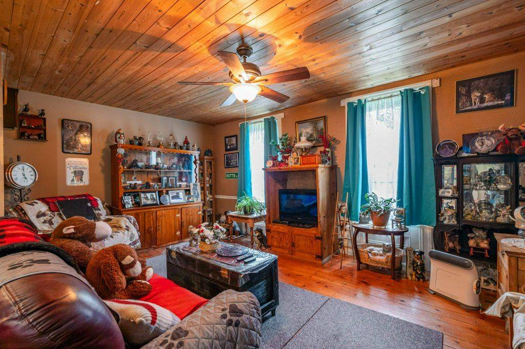 Greater Napanee, ON K7R 3L1,8739 COUNTY ROAD 2 N/A